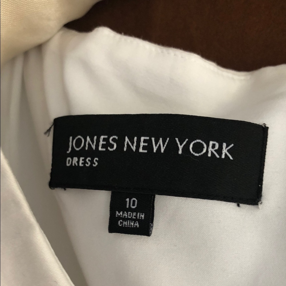 Jones New York White Dress with Pink & Orange Floral Design - Picture 2 of 3
